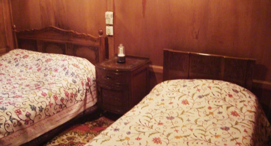 Royal Kashmir Houseboat, Srinagar 5